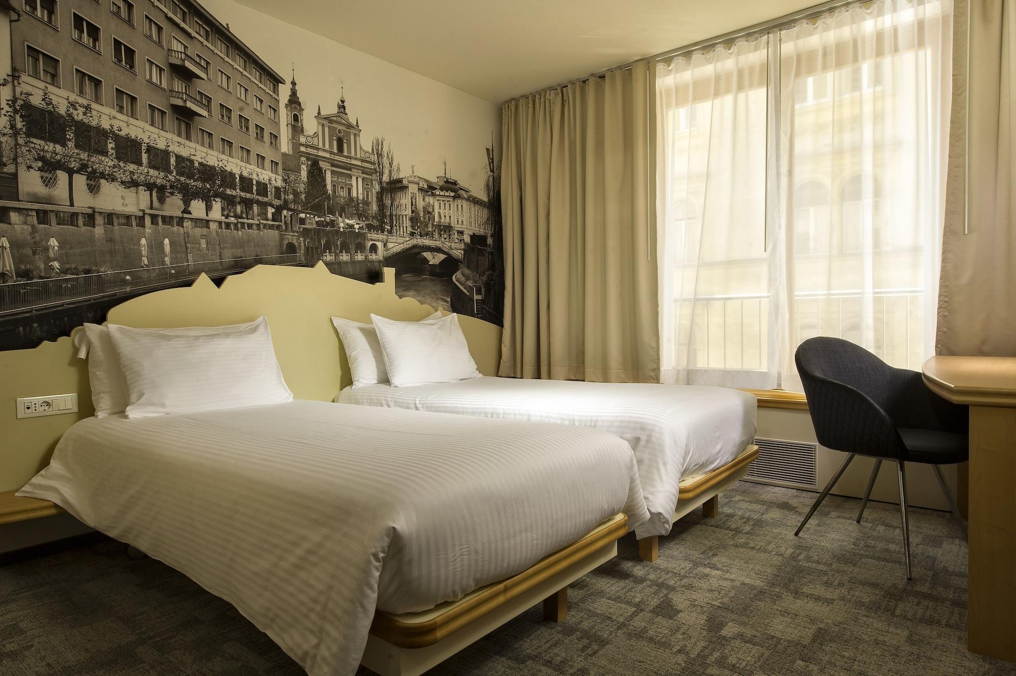 City Hotel Lubiana Esterno foto