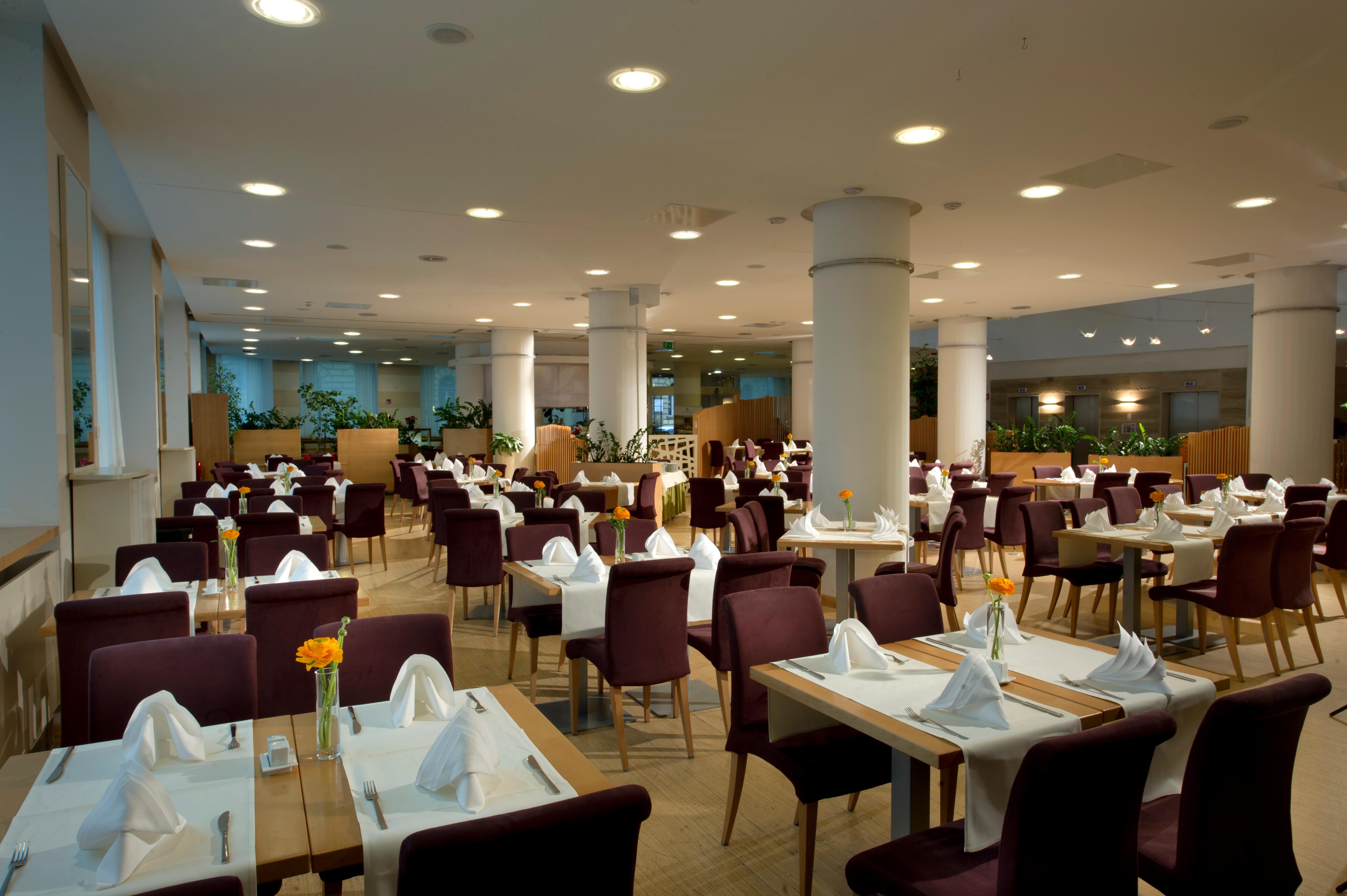 City Hotel Lubiana Ristorante foto Restaurant