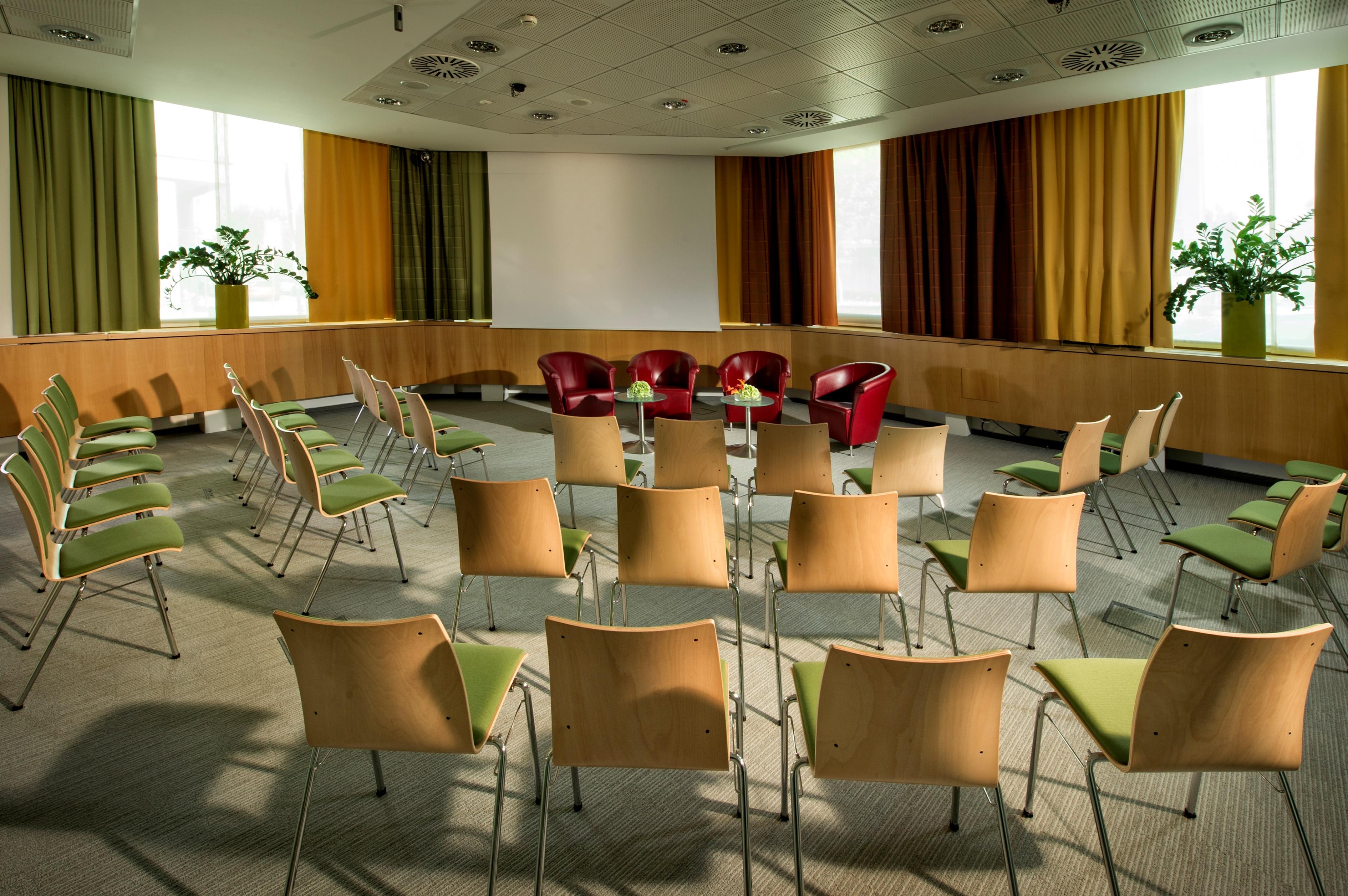 City Hotel Lubiana Esterno foto Meeting room